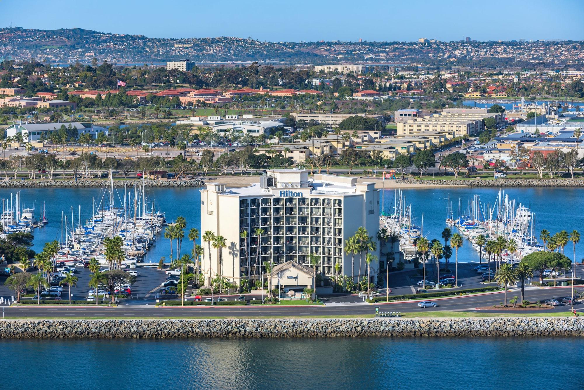 Hilton San Diego Airport/Harbor Island Exterior photo