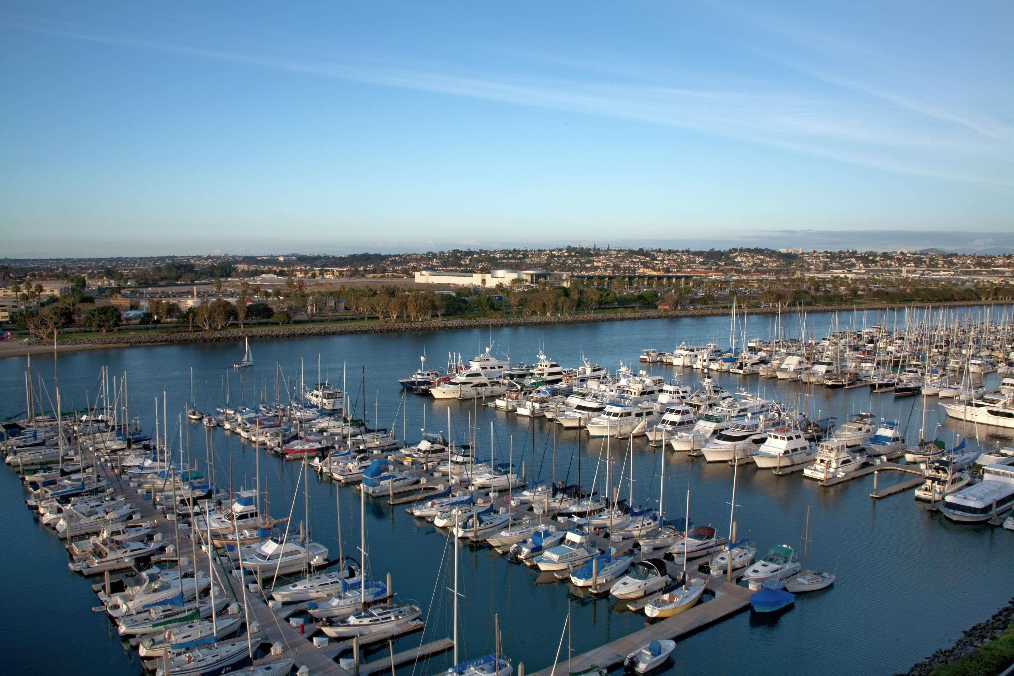 Hilton San Diego Airport/Harbor Island Exterior photo