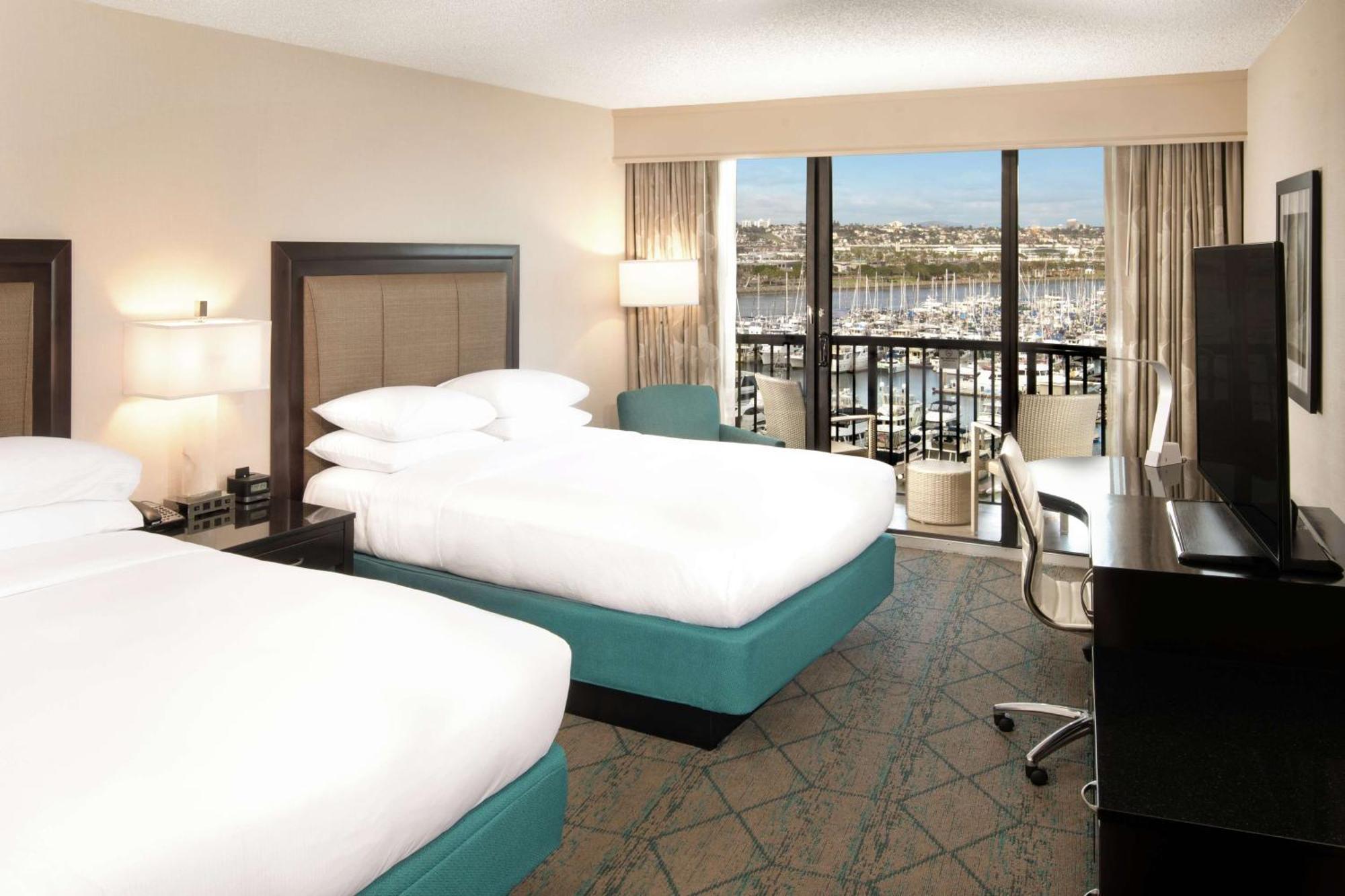 Hilton San Diego Airport/Harbor Island Exterior photo